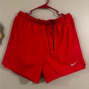 Nike Challenger Sports Shorts 5”